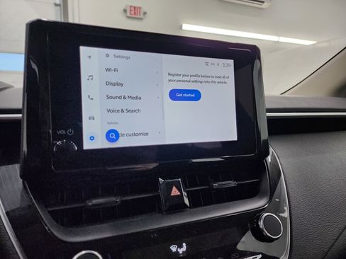 Used 2024 Toyota Corolla LE image 45