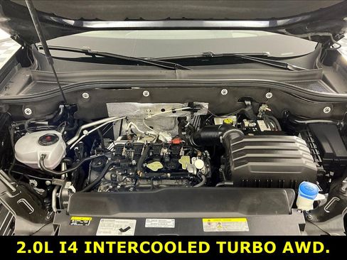 Used 2024 Volkswagen Atlas Cross Sport SEL Premium R-Line AWD/4WD image 30