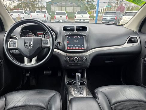 Used 2018 Dodge Journey Crossroad image 4