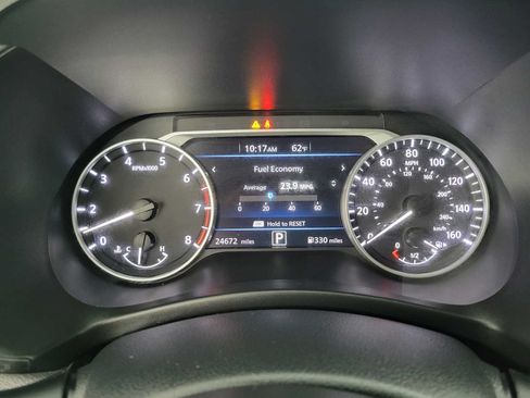 Used 2024 Nissan Sentra SR FWD image 39