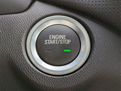 Used 2020 Chevrolet Equinox Premier image 35