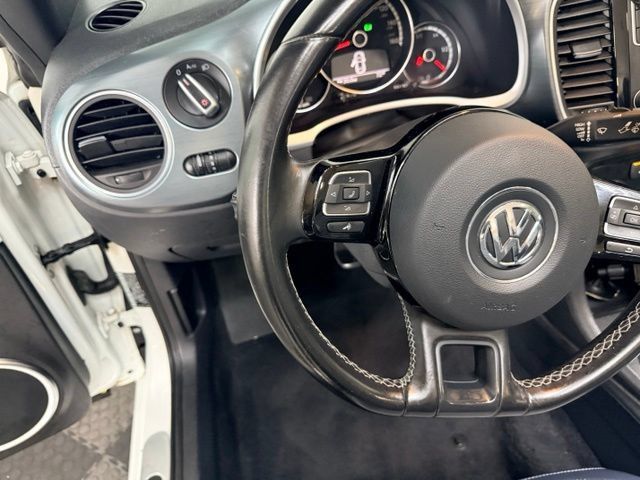 Used 2016 Volkswagen Beetle 1.8T Denim FWD image 19