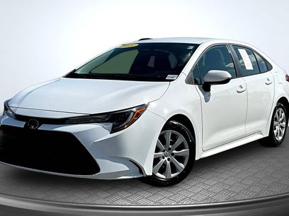 Used 2025 Toyota Corolla LE