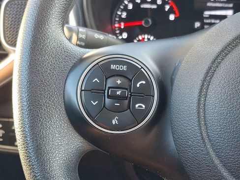 Certified 2022 Kia Soul LX w/ Technology Package image 21