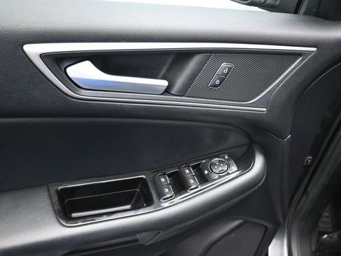 Certified 2020 Ford Edge SEL w/ Convenience Package image 13