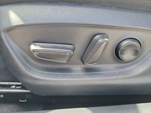 Used 2021 Toyota Camry LE FWD image 23