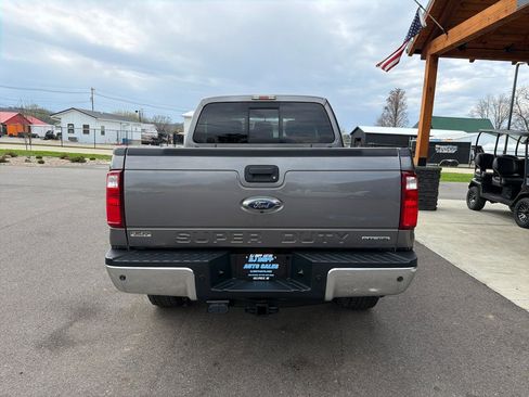 Used 2014 Ford F250 Lariat w/ Chrome Package image 5