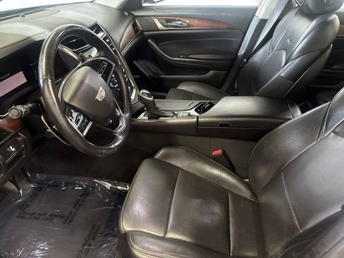 Used 2019 Cadillac CTS Luxury RWD image 5
