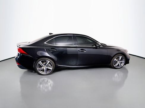 Used 2018 Lexus IS 300 w/ Premium Package image 11