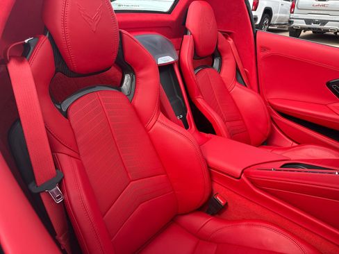 Used 2024 Chevrolet Corvette Stingray Premium Conv w/ Z51 Performance Package RWD image 27