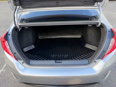 Used 2018 Honda Civic EX-T image 18