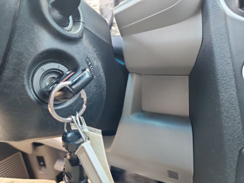 Used 2013 Honda Pilot Touring image 30