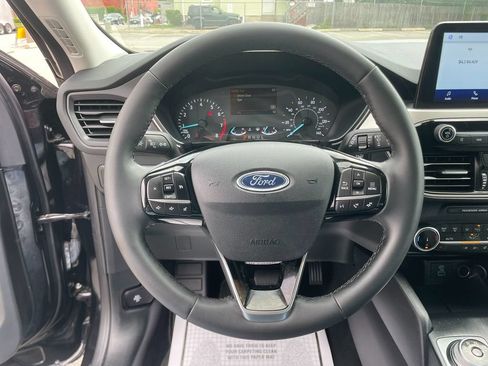 Used 2022 Ford Escape SE w/ Convenience Package AWD/4WD image 16