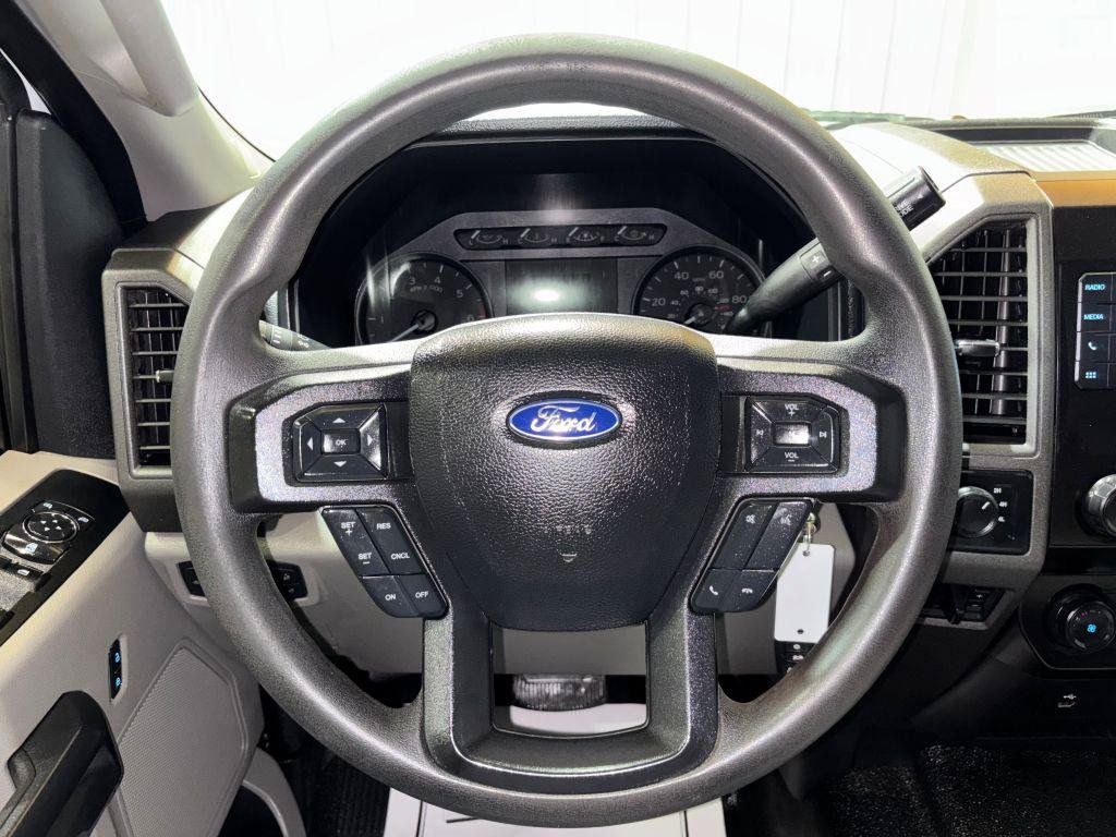 Used 2020 Ford F250 XL w/ Power Equipment Group AWD/4WD image 18