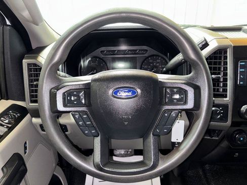 Used 2020 Ford F250 XL w/ Power Equipment Group AWD/4WD image 18