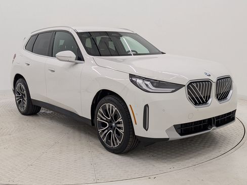 Used 2026 BMW X3 xDrive30 w/ Convenience Package AWD/4WD image 7
