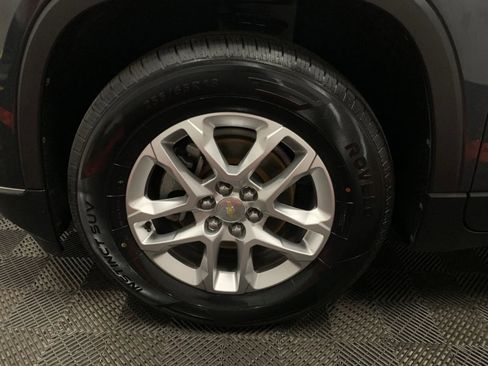 Used 2019 Chevrolet Traverse LT image 11