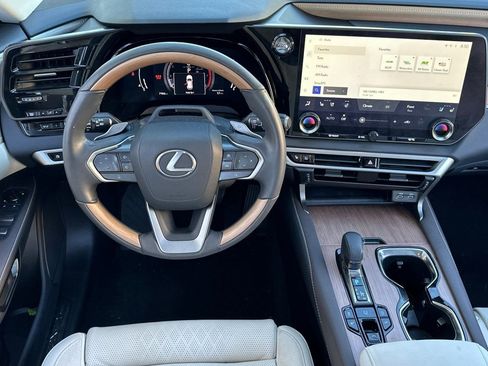 Certified 2024 Lexus RX 350 w/ Luxury Package image 27