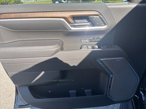 New 2025 Chevrolet Silverado 1500 High Country w/ Technology Package image 10