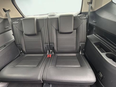 Used 2023 Volkswagen Atlas SE AWD/4WD image 33