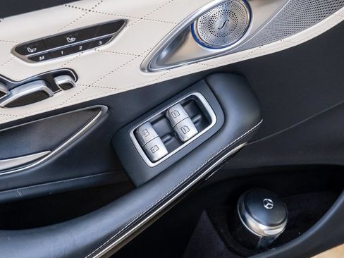 Used 2018 Mercedes-Benz Maybach S 560 4MATIC image 36
