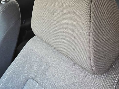 Used 2025 Honda HR-V LX image 14