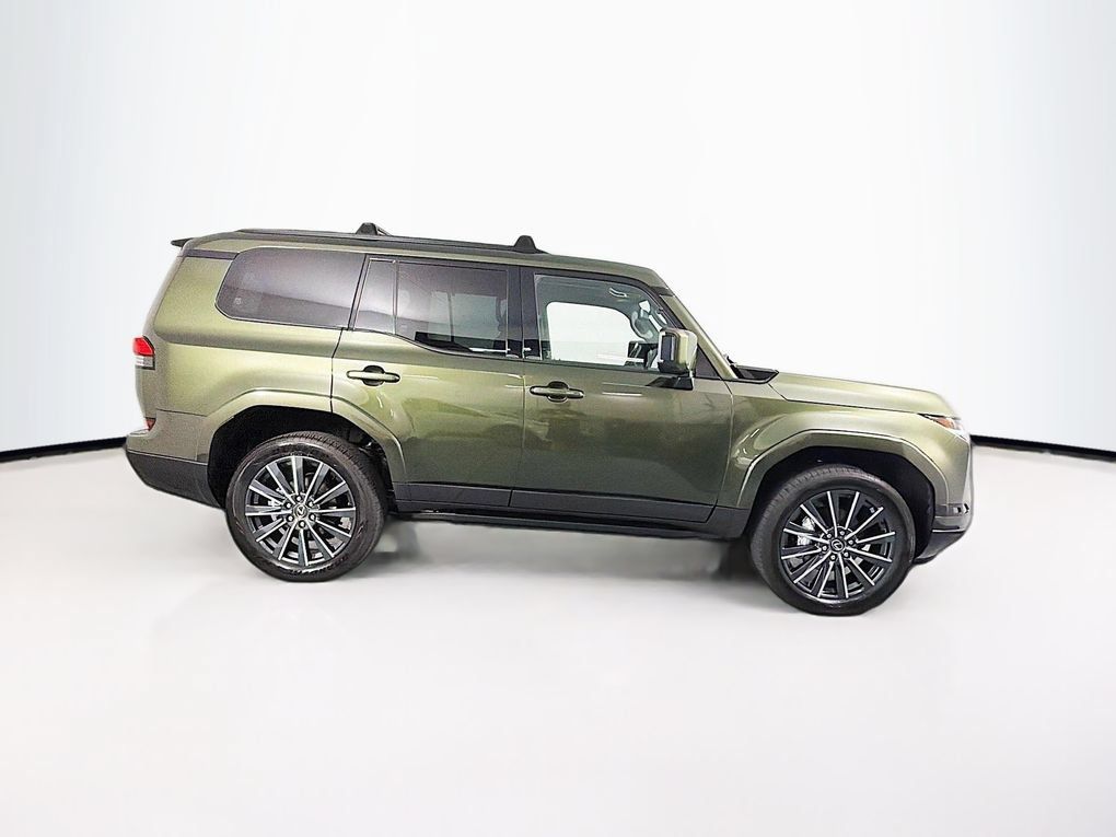 Used 2025 Lexus GX 550 w/ Accessory Package (2T) AWD/4WD image 11