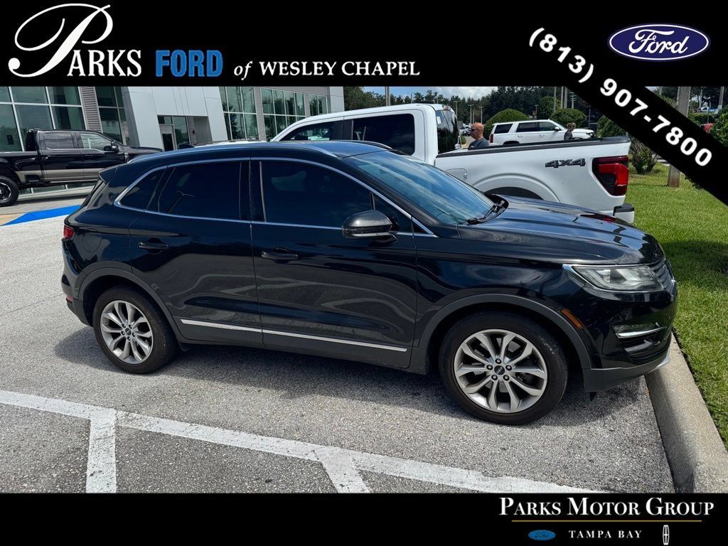 Used 2015 Lincoln MKC FWD w/ Equipment Group 101A Select image 3