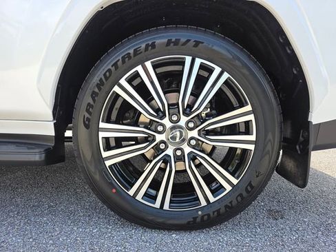 New 2026 Lexus LX 600 4WD w/ Luxury Package image 16