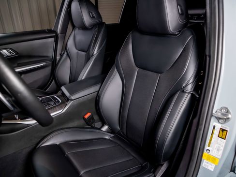 Used 2023 BMW M340i image 4