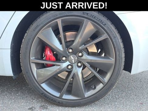 Used 2023 Genesis G70 3.3T w/ Sport Prestige Package RWD image 7