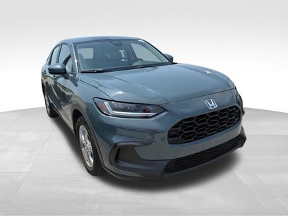 Used 2025 Honda HR-V LX
