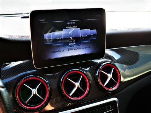 Used 2018 Mercedes-Benz CLA 45 AMG 4MATIC image 16