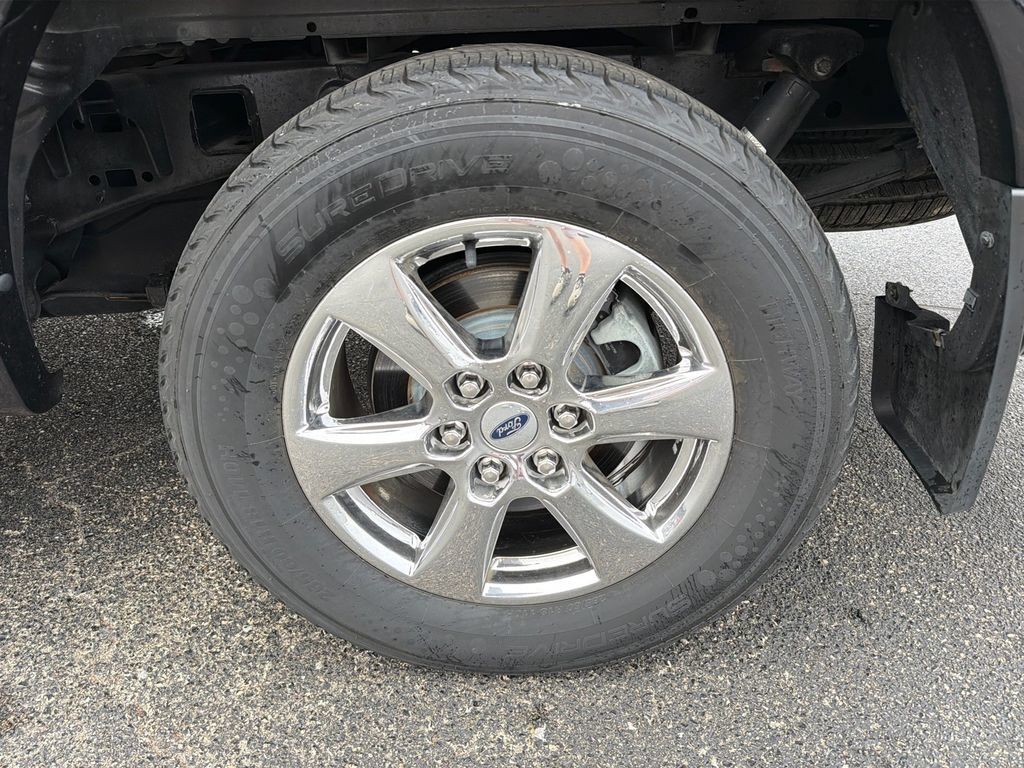 Used 2020 Ford F150 Lariat RWD image 9