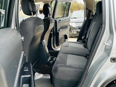 Used 2016 Jeep Patriot Sport w/ Power Value Group image 14