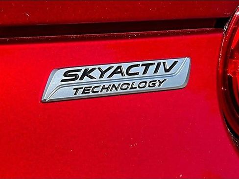 Used 2019 MAZDA MX-5 Miata RF Grand Touring image 19