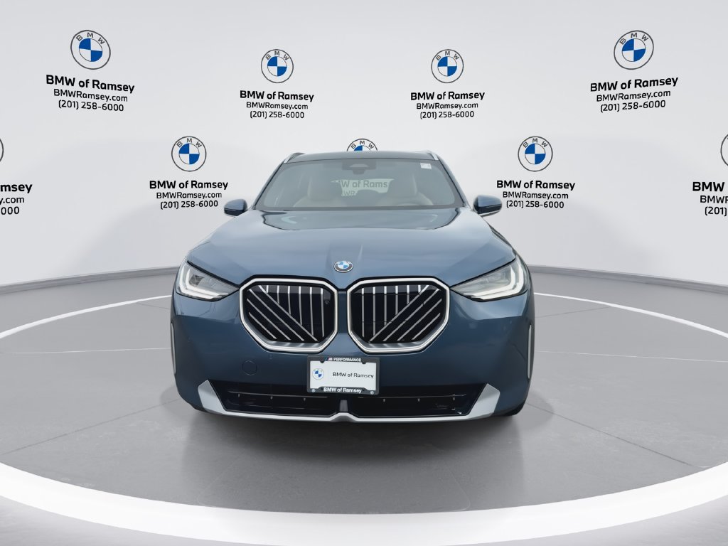 Used 2026 BMW X3 xDrive30i w/ Premium Package AWD/4WD image 3