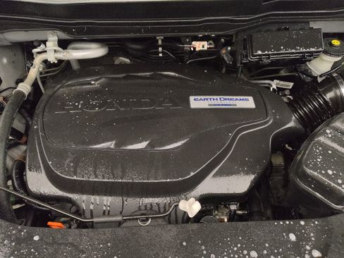 Used 2018 Honda Pilot Elite image 30