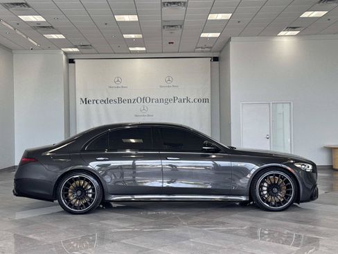 Used 2025 Mercedes-Benz S 63 AMG S image 3