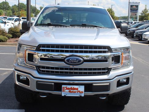 Used 2018 Ford F150 XLT w/ Equipment Group 302A Luxury AWD/4WD image 3