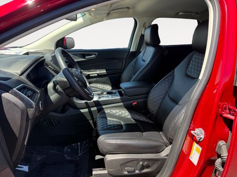 Used 2023 Ford Edge Titanium AWD/4WD image 10