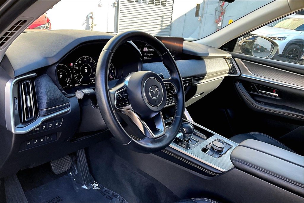 Certified 2025 MAZDA CX-70 Plug-In Hybrid w/ Premium Pkg AWD/4WD image 9