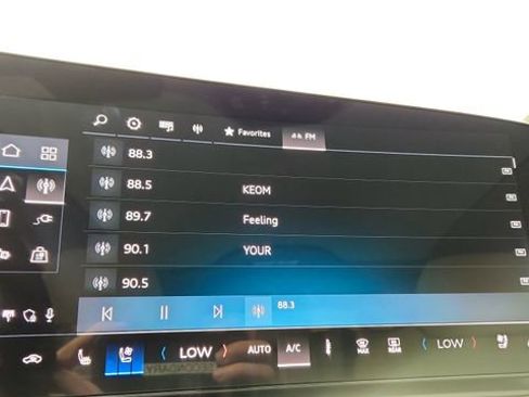 Used 2025 Audi A6 e-tron Prestige w/ Beige Warm Weather Package image 46