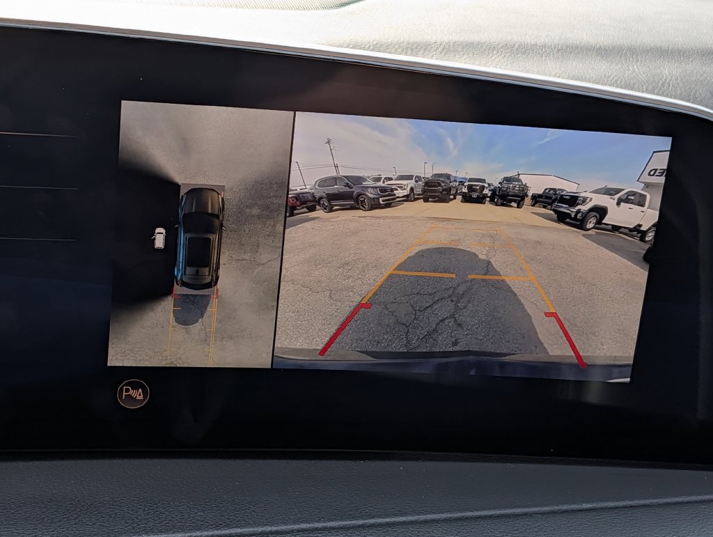 Used 2025 Cadillac XT4 Premium Luxury w/ Cold Weather Package FWD image 19