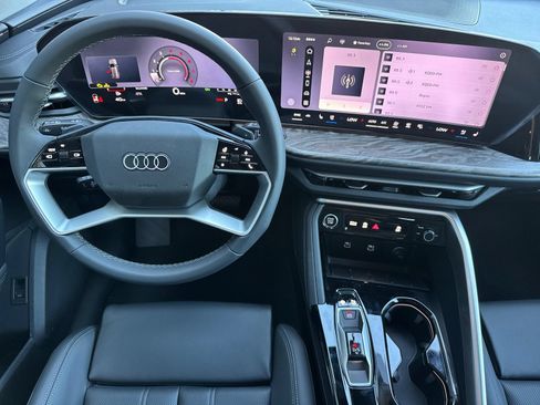 New 2026 Audi Q5 Premium AWD/4WD image 14