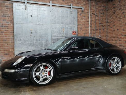 Used 2006 Porsche 911 Carrera 4S image 10