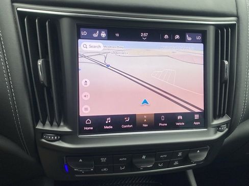 Used 2021 Maserati Levante S GranSport image 32