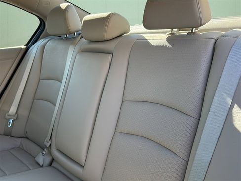Used 2015 Honda Accord EX-L image 22