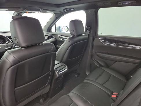 Used 2022 Cadillac XT6 Premium Luxury FWD image 15