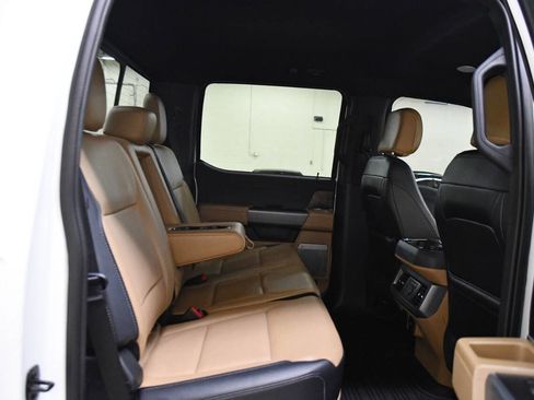 Used 2024 Ford F450 Lariat w/ Lariat Ultimate Package image 16